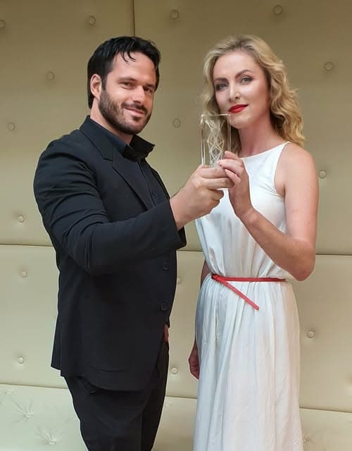 AIAWARD für die beste Idee ist zuhause. Nochmals vielen Dank an alle für die großartige Arbeit. Dita war wie eine Göttin und wir haben uns perfekt ergänzt.