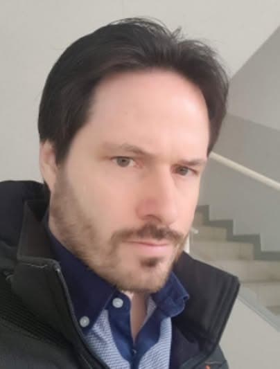 …a ještě pár obrázků vygenerovaných z mé fotografie přes software od Rosebud AI.