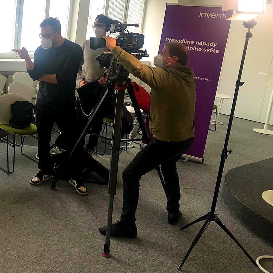 Heute Dreharbeiten mit einem weiteren Team von TV Nova für die Sendung Wochenende. Wieder Profis, mit denen…