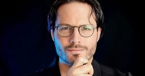 Hallo zusammen! 🎉 Ich hatte gerade ein tolles Gespräch mit Robert Juriš von Financial R…