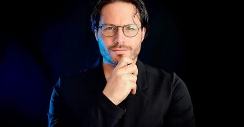 🌟🚀 Today is my big day in the media! 🌟🚀