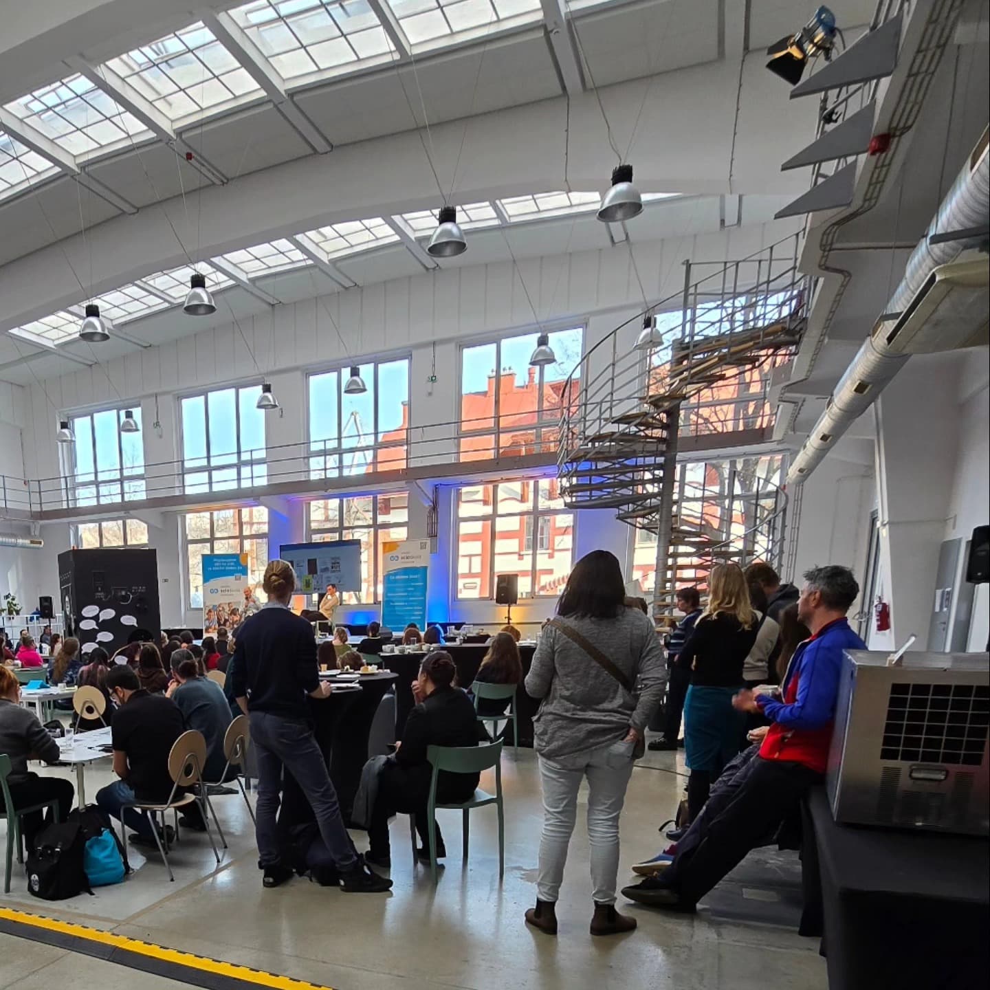 ✨ I just had the honour of speaking at the Scio workshop for 20–30 teachers and education professionals…