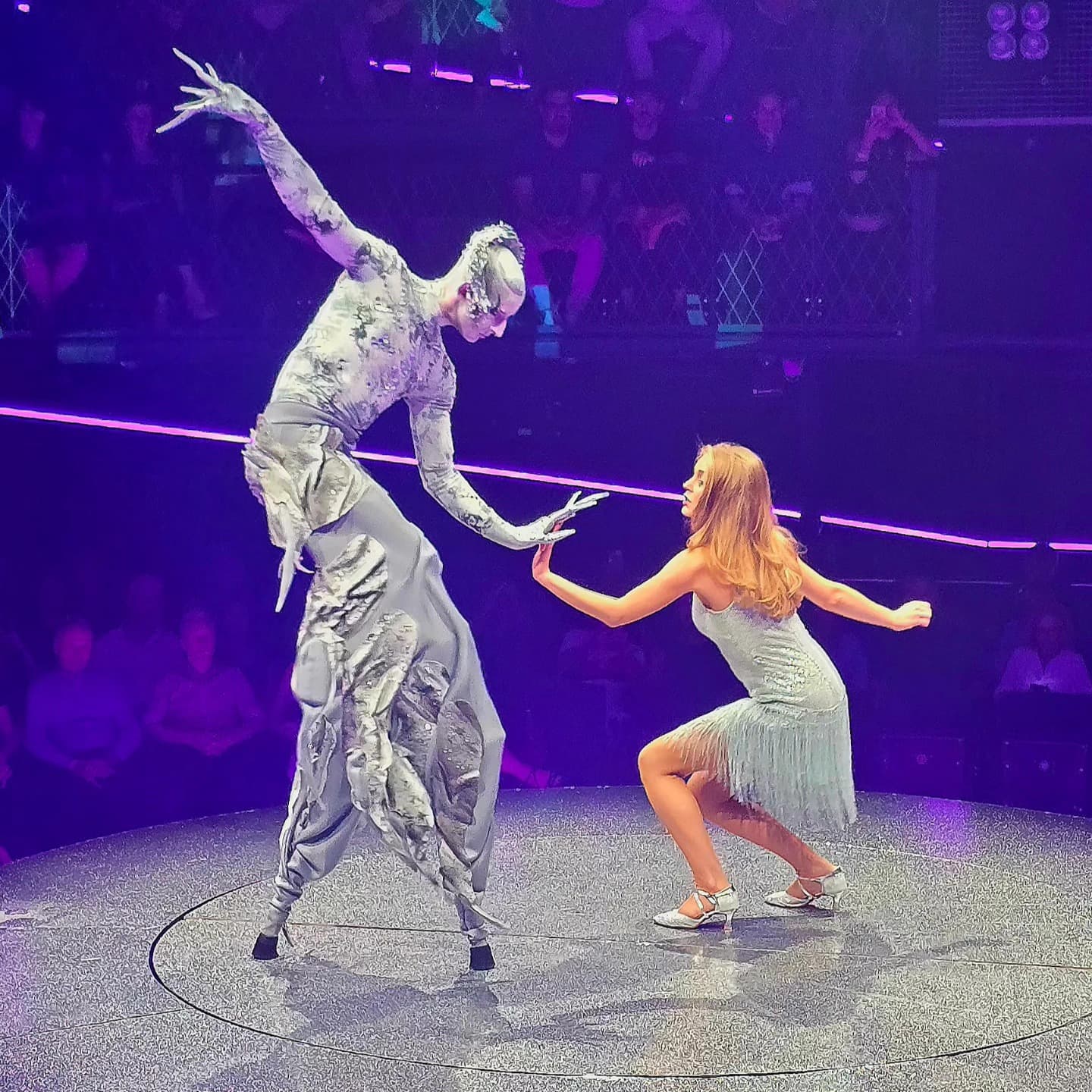Gestern fand ich mich in einer ganz anderen Galaxie 🚀 – The Saturn Revue in der Neuen Spirale auf dem Ausstellungsgelände.