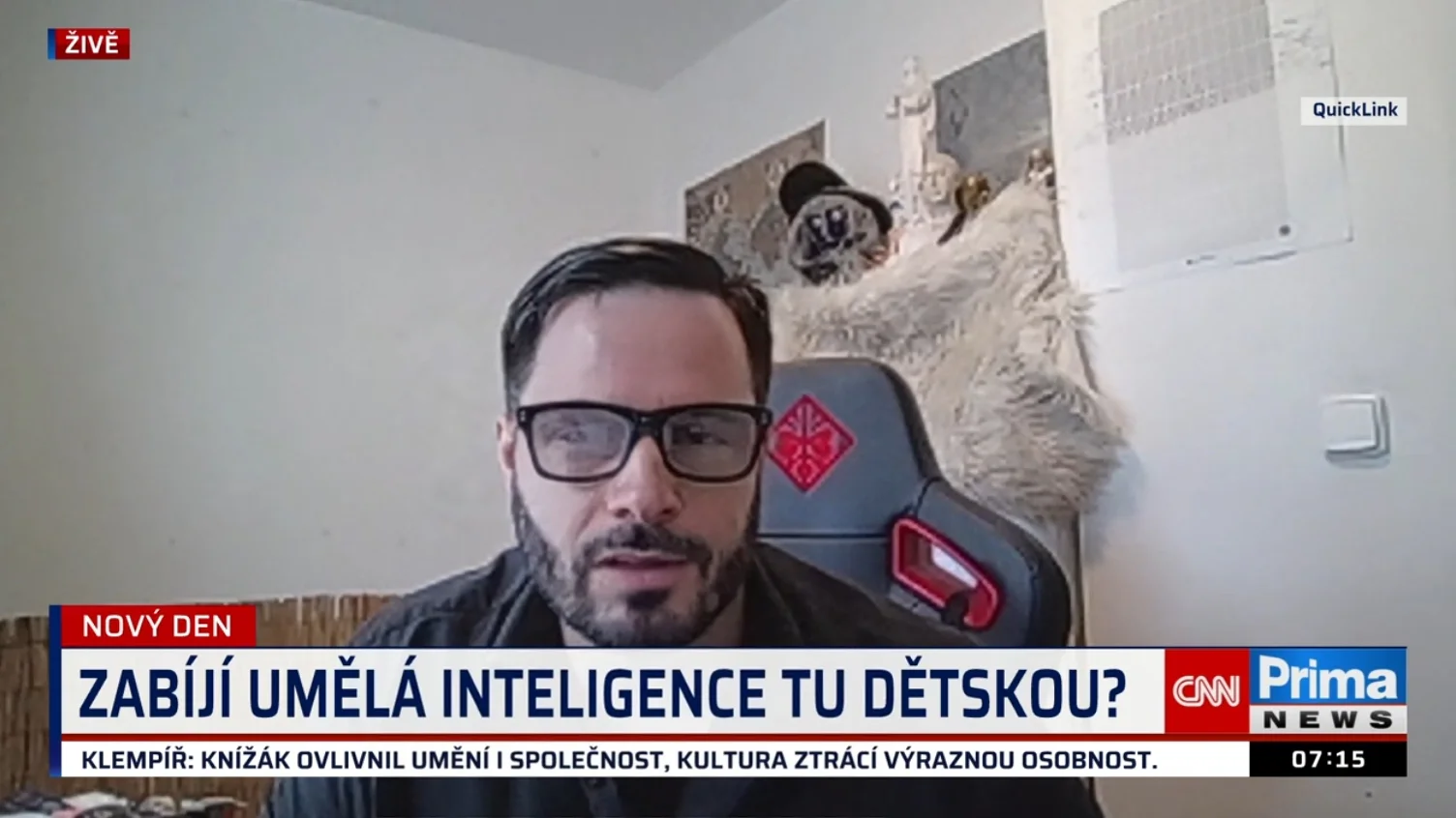 Jan Tyl během živého rozhovoru v pořadu Nový den s titulkem Zabíjí umělá inteligence tu dětskou?